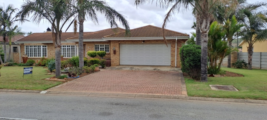  Bedroom Property for Sale in Windsor Park Eastern Cape